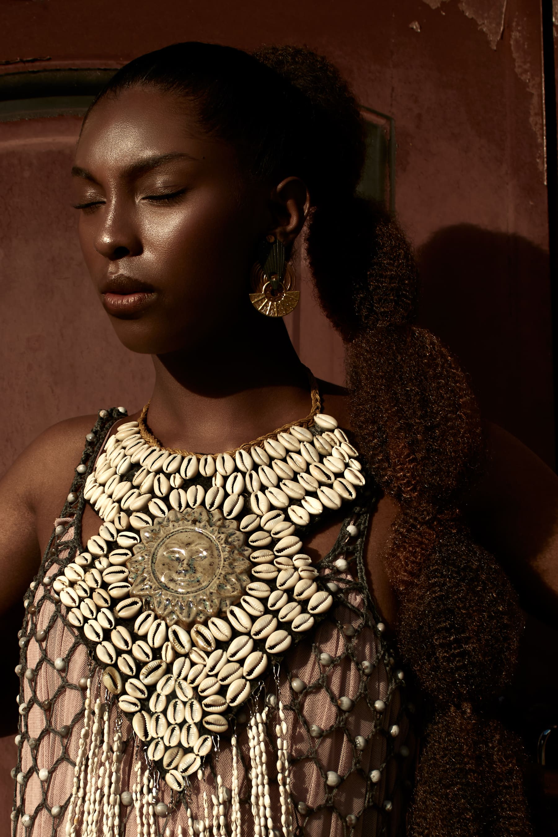Editorial Coangue, fotografía de moda de la producción.